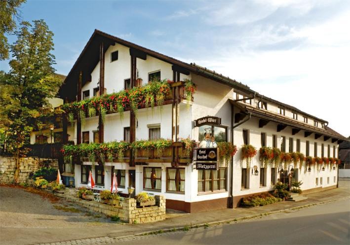 מלון Neukirchen  Landgasthof Zum Hieblwirt מראה חיצוני תמונה